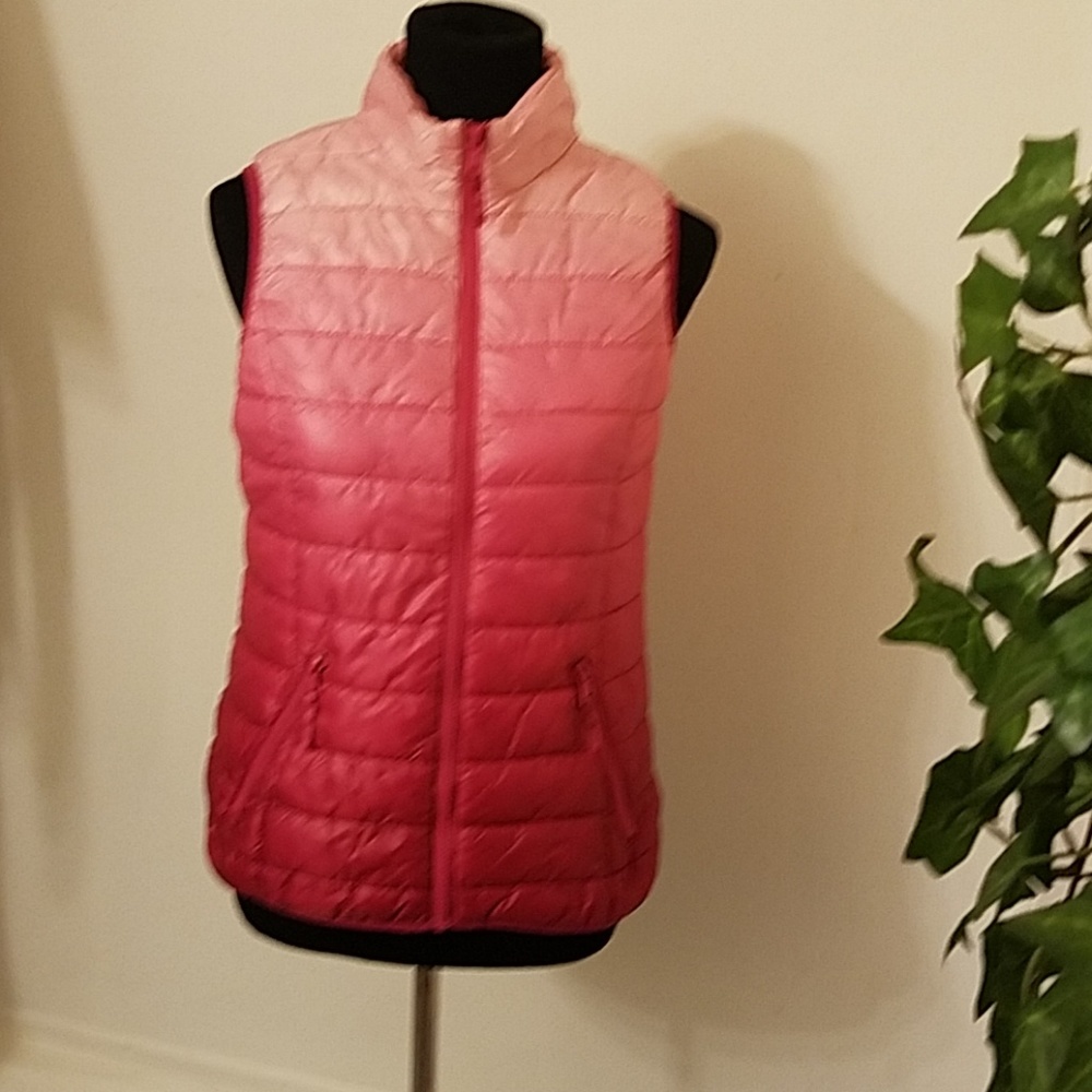 Sz Med Jackson Hole puffer pinks sleeveless jacket